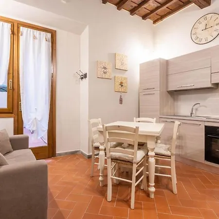 Private Garden Appartement *