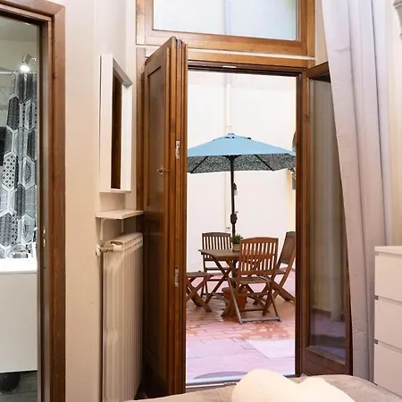 Private Garden Appartement